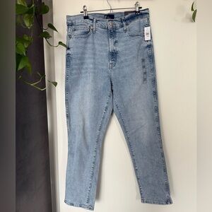GAP Light Blue Stretchy Straight Leg Jeans NWT Size 10/30